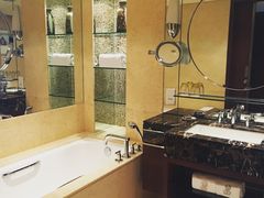 -上海波特曼丽思卡尔顿酒店