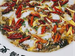 -江渔儿酸菜鱼(映月湖环宇城店)