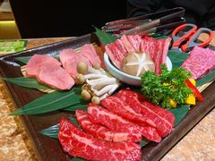 -炼火烤肉店