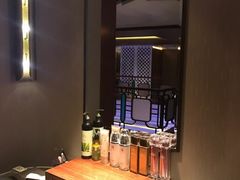 -浅深(世茂滨江精品店)