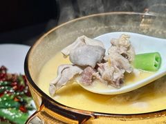 -罗勒家·养生火锅· Bistro(大望路店)