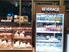 面包甜点陈列柜-巴黎贝甜(杨浦宝地店)