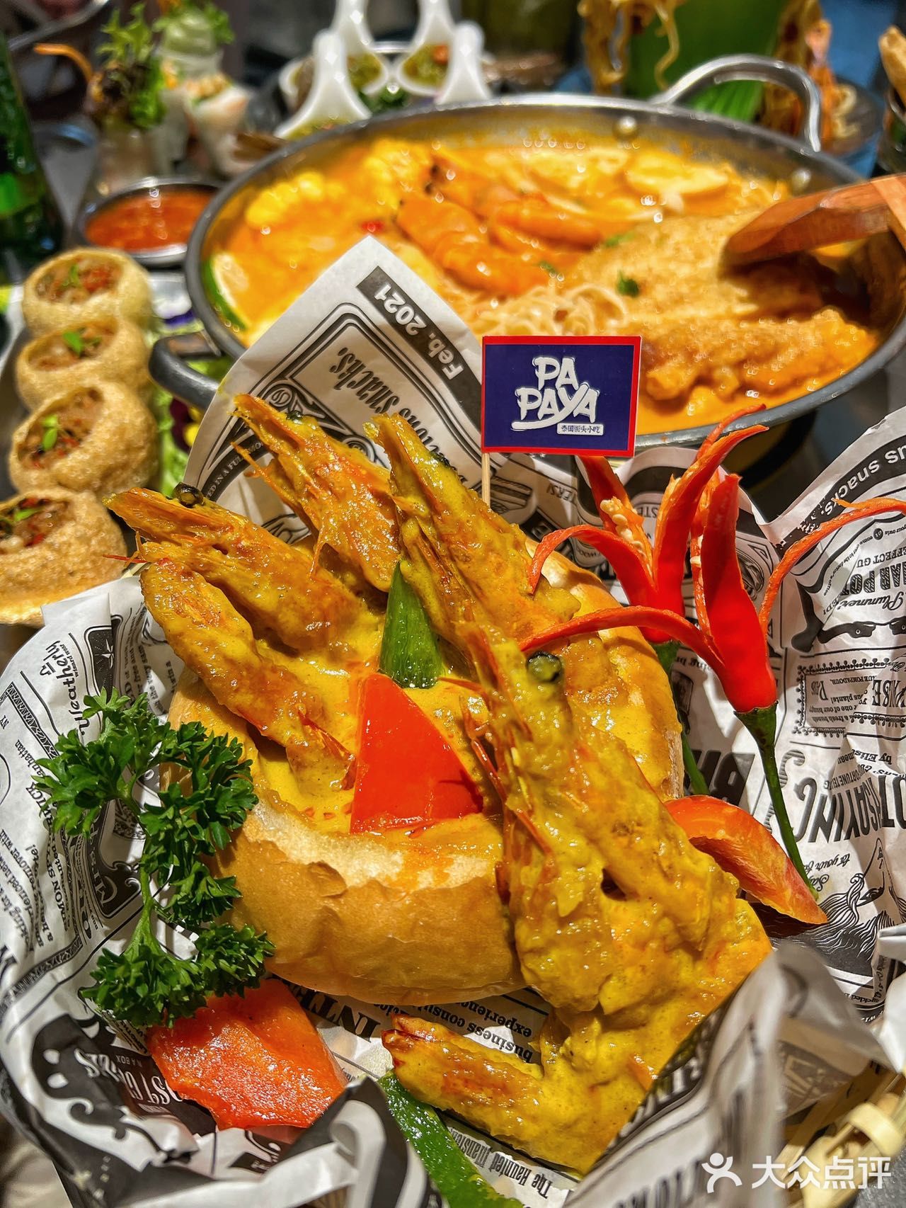 去什么洪崖洞！只想跟朋友吹嘉陵江风吃泰餐