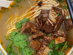 -金杨拉面王小吃面馆·牛三宝面·红烧牛肉粉
