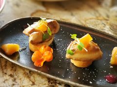 香煎鹅肝配焦糖苹果-BROWNSTONE布朗石西班牙餐厅(富城店)