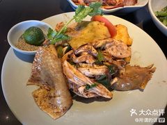 -大头虾越式风味餐厅(光明广场店)