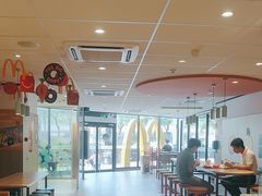 -麦当劳(宝龙店)