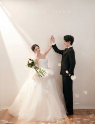 -卡米拉婚纱摄影工作室(金汇广场店)