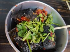 -黑色经典臭豆腐·湖南特产(坡子街特产局店)