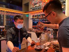 -星巴克臻选(上海合生汇1F店)