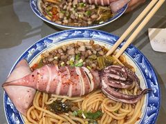 -围炉肉舍•炭烤活鳗•丹东海鲜烤肉(步行街店)