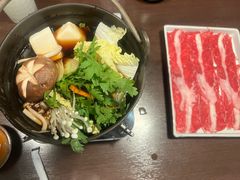 -万岛日本料理铁板烧(万泰国际店)