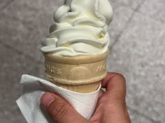 -麦当劳(中山公园龙之梦店)