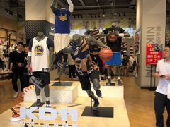 -NIKE品牌体验店(南京东路店)