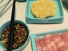 -季季红火锅(柳州城中万达二店)