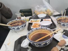 -伊穆祥牛肉面总店·清真
