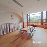 幼儿园托班首选[礼花]