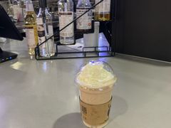 -luckin coffee瑞幸咖啡(绿地凤起店)