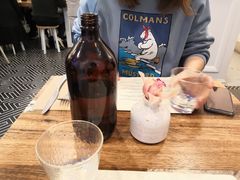 -FLOVIE FLORIST CAFE