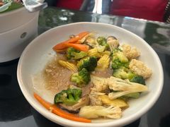-泰莲庭·溪畔餐厅(雁栖湖店)