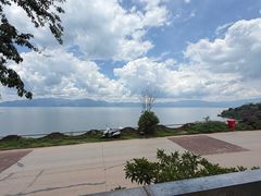 -湖景渔湾