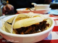 酥皮肉夹馍-西贝莜面村(万象天地店)