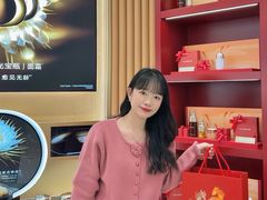 -百盛(万象城店)