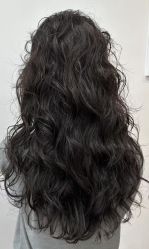 -iu潮牌·SALON