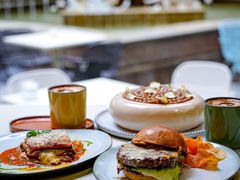 -潮一不贰·法式甜品·生日蛋糕·西式简餐(外滩店)