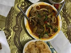 -穆豪麦蒸碗羊羔肉