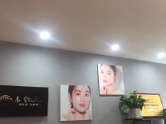 -ME觅妆·定制美妆·彩妆私教(菱角湖店)