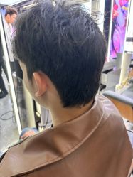 -藤野造型烫发染发