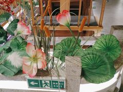 -荷塘秋月·本帮江浙菜(国权路店)