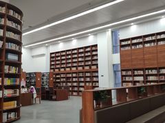 -盘锦市兴隆台区图书馆