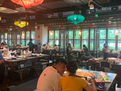 大堂-矮板凳老火锅(宽窄巷子店)