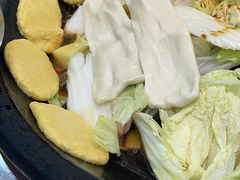 -屯老二农家铁锅炖·行业领军者(梅江店)