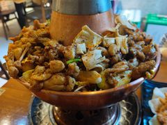 -炉小二铜锅牛蛙•川湘菜(三里屯店)