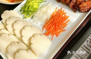 Special Hand-held Crispy Pork
