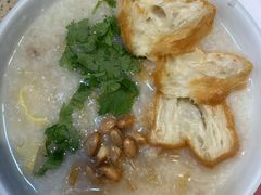 荔湾艇仔粥-点都德(北京路贰店)