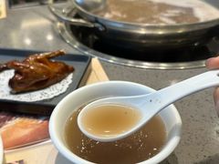 -郑猛记石岐鸽主题餐厅(长江店)