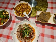 -洪霞餐馆·川菜·鲜货现炒(两江春城店)