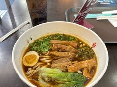 -康师傅私房牛肉面(申虹店)