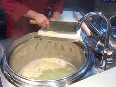 -王氏悦香驴蹄子面(（南门中大国际店）)