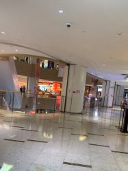 -八佰伴8008星级形象店