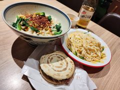 -宋益驴蹄子面肉夹馍(辛家庙店)