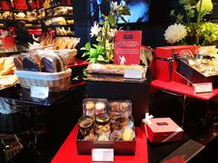-Salon de The de Joel Robuchon(外滩18号店)