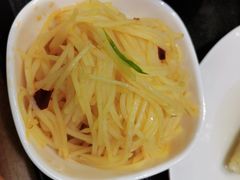 -三好食堂(煎饺·馄饨·肉饼米线·盛世广场店)