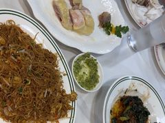 -明本湛江鸡•海鲜小厨(陈家祠店)