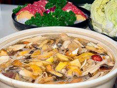 -土连锅·现熬养生汤锅(梁家巷店)