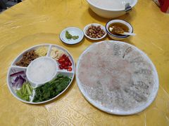 -官塘陈记鱼生·潮汕砂锅粥·牛肉火锅(潮枫路总店)